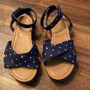 Girls Old Navy sandals